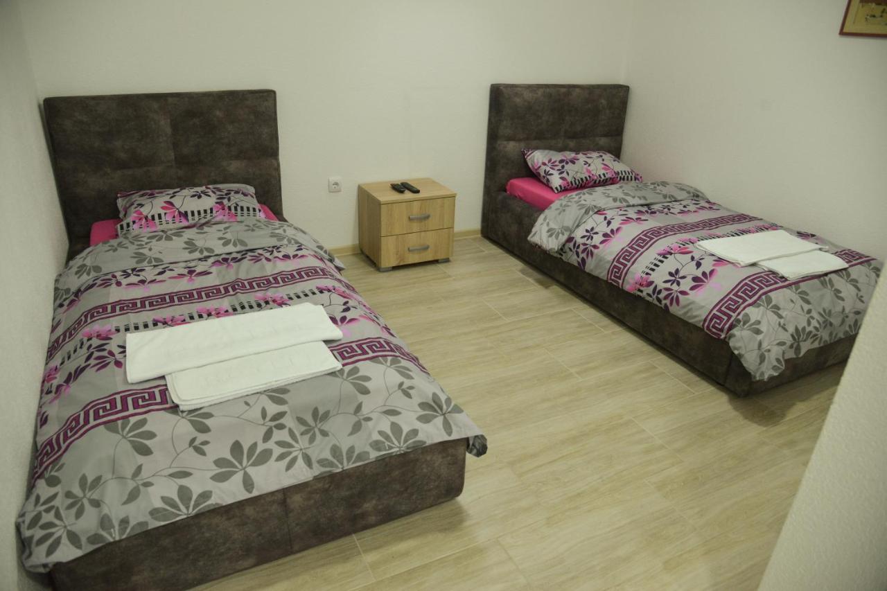 Binta Hostel Vranje Dış mekan fotoğraf