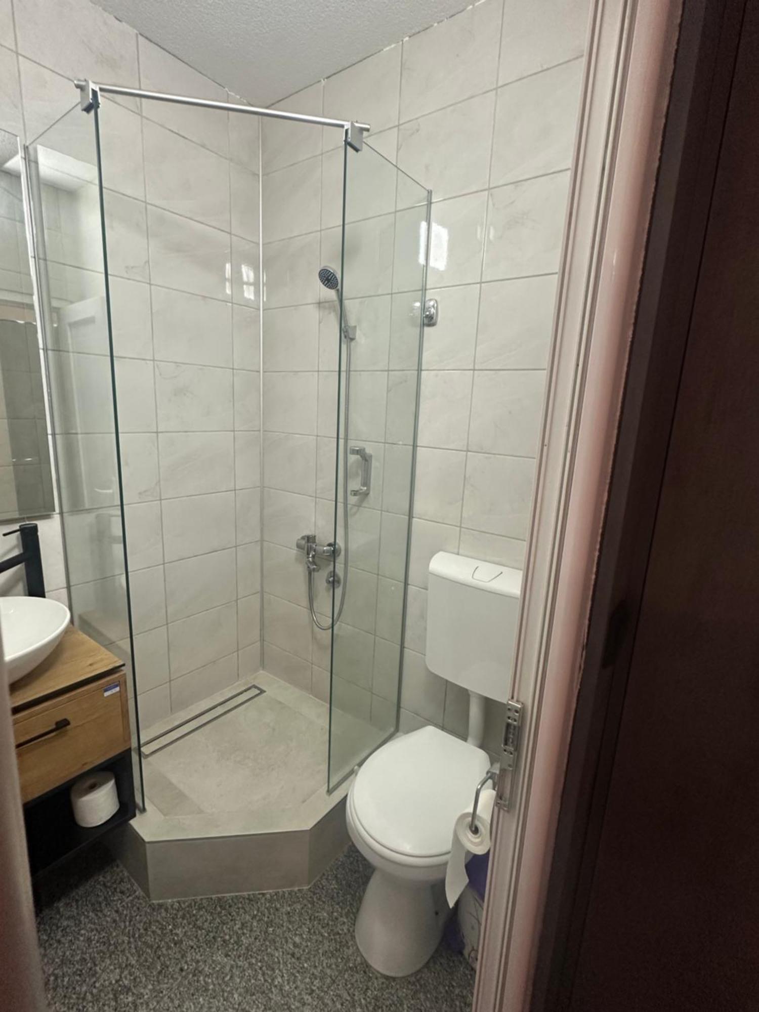 Binta Hostel Vranje Dış mekan fotoğraf